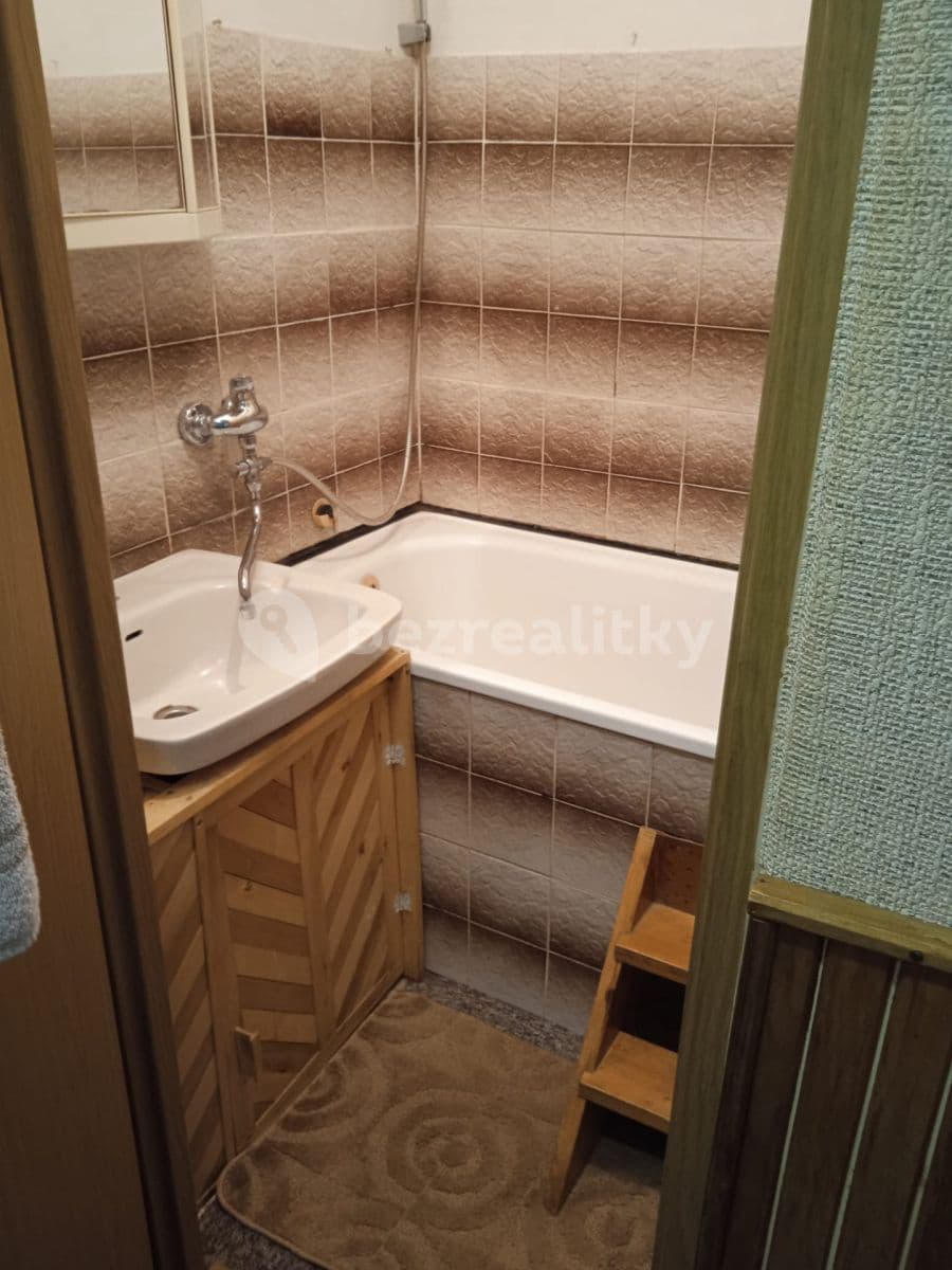 2 bedroom flat to rent, 56 m², Svobodova, Nová Role, Karlovarský Region 2 bedroom flat to rent, 56 m², Svobodova, Nová Role, Karlovarský Region