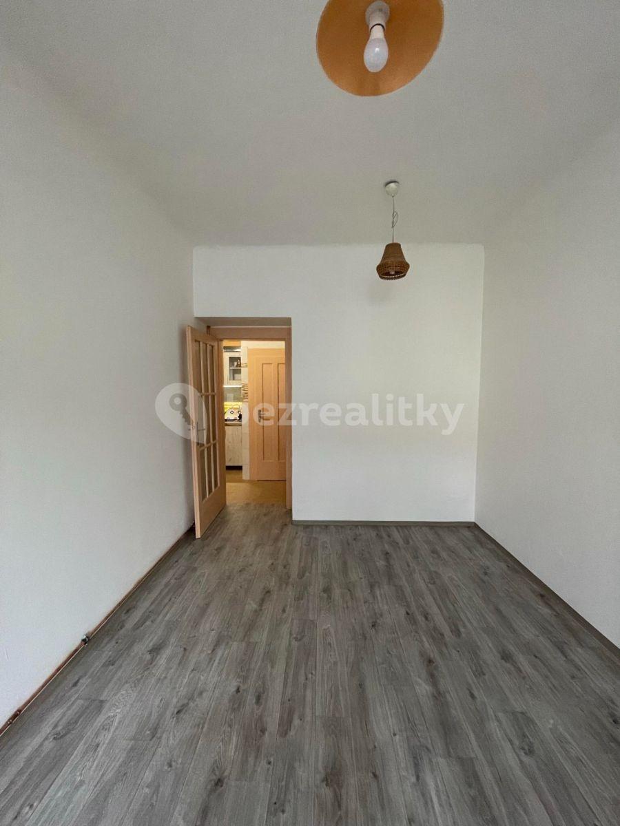 1 bedroom with open-plan kitchen flat to rent, 52 m², náměstí Dr. Václava Holého, Prague, Prague