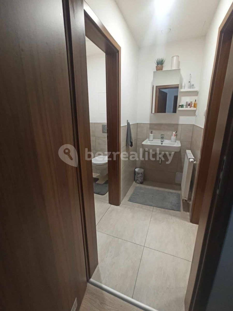 1 bedroom with open-plan kitchen flat to rent, 95 m², Školní, Troubsko, Jihomoravský Region 1 bedroom with open-plan kitchen flat to rent, 95 m², Školní, Troubsko, Jihomoravský Region