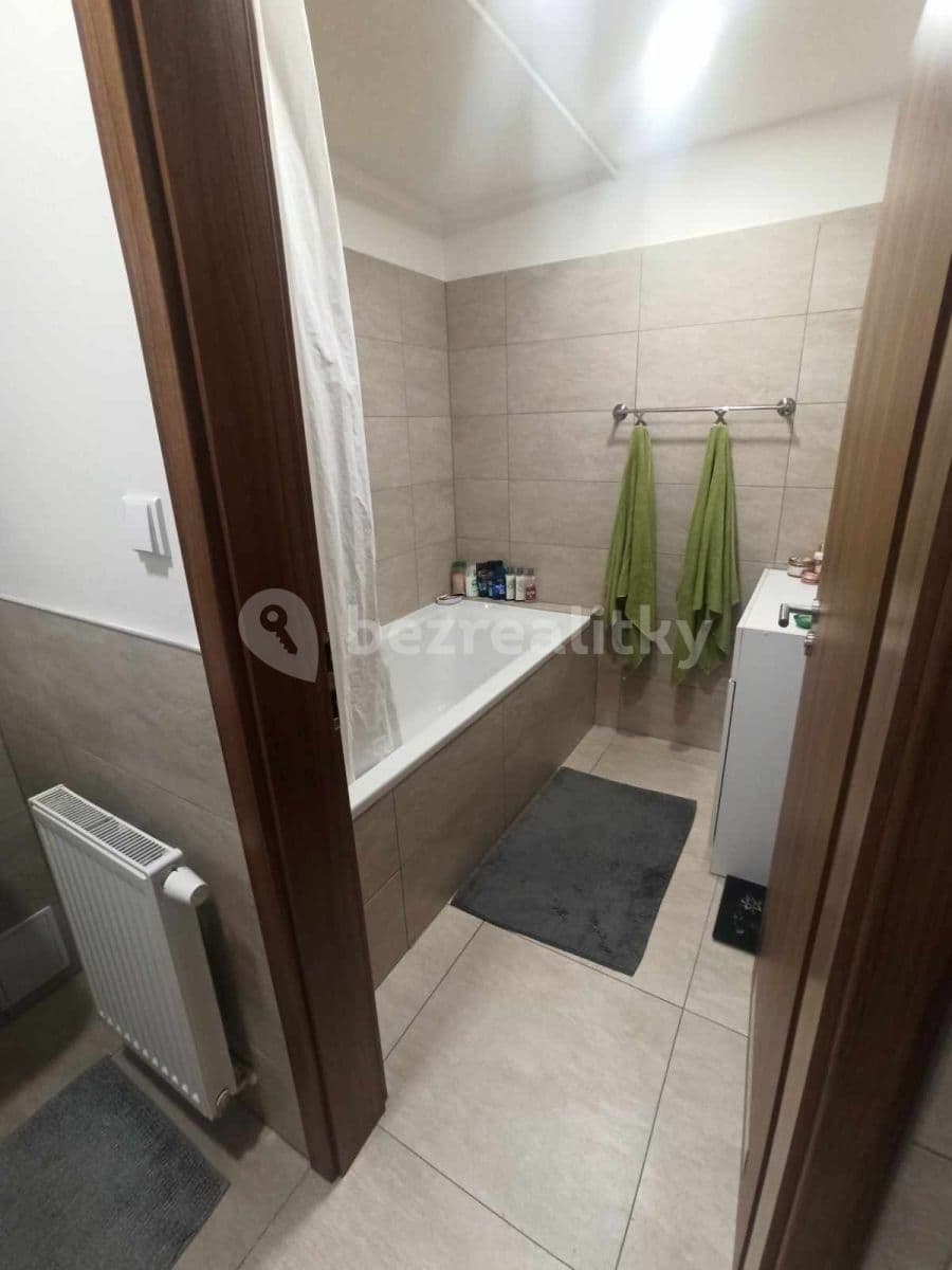 1 bedroom with open-plan kitchen flat to rent, 95 m², Školní, Troubsko, Jihomoravský Region 1 bedroom with open-plan kitchen flat to rent, 95 m², Školní, Troubsko, Jihomoravský Region