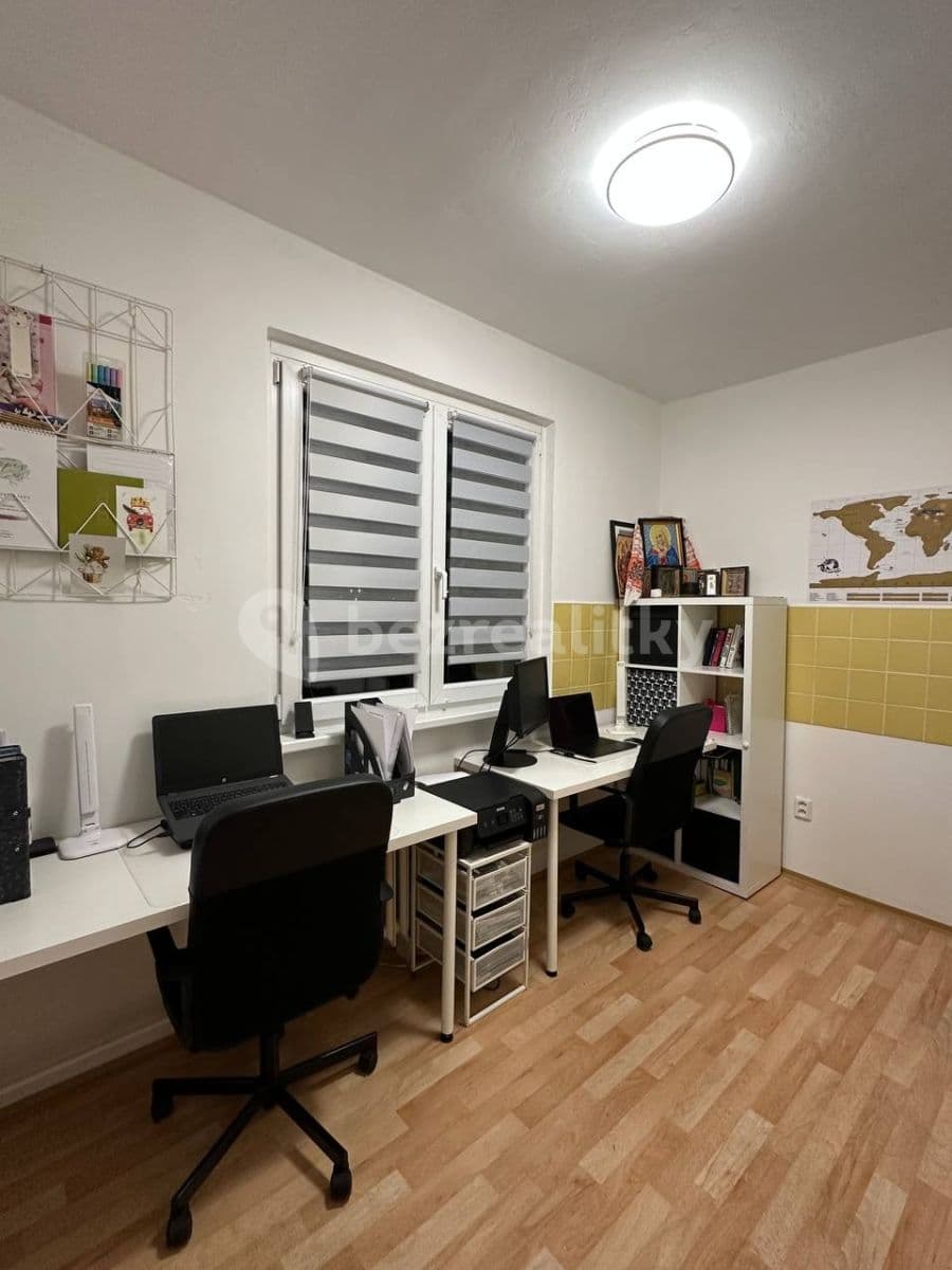 2 bedroom with open-plan kitchen flat to rent, 58 m², Želivecká, Prague, Prague 2 bedroom with open-plan kitchen flat to rent, 58 m², Želivecká, Prague, Prague