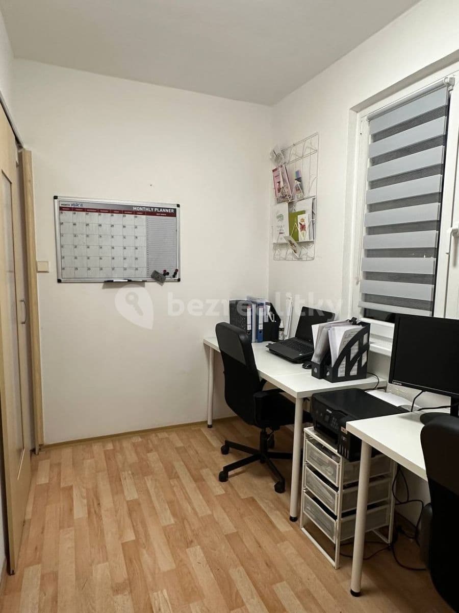 2 bedroom with open-plan kitchen flat to rent, 58 m², Želivecká, Prague, Prague 2 bedroom with open-plan kitchen flat to rent, 58 m², Želivecká, Prague, Prague