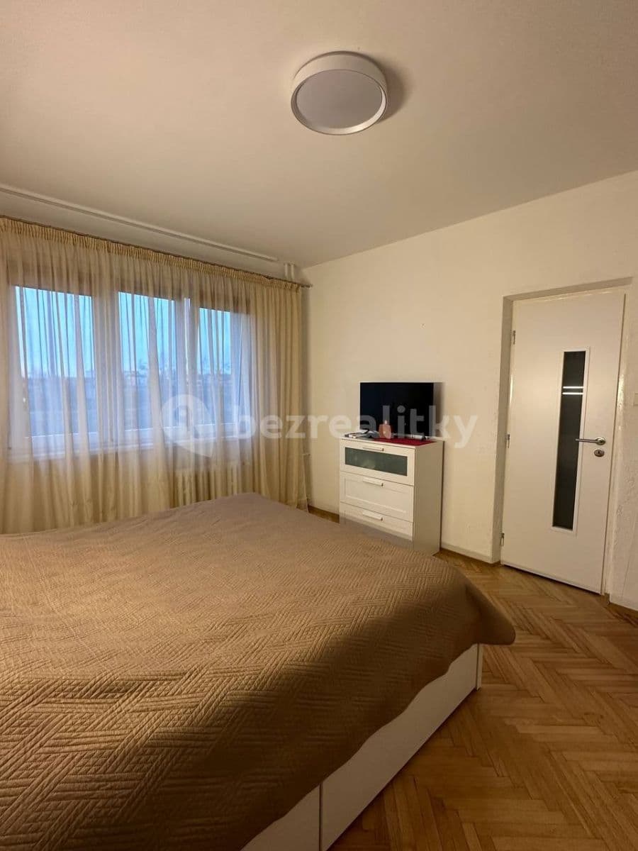 2 bedroom with open-plan kitchen flat to rent, 58 m², Želivecká, Prague, Prague 2 bedroom with open-plan kitchen flat to rent, 58 m², Želivecká, Prague, Prague