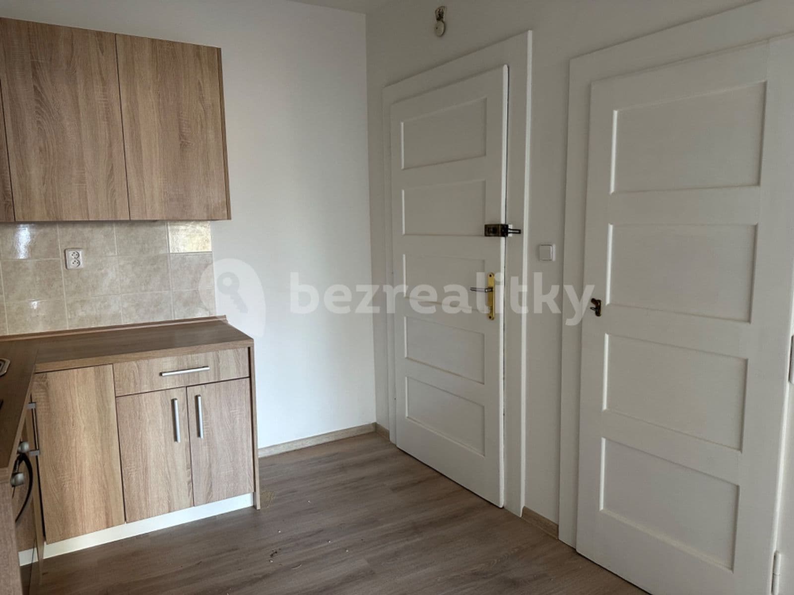 2 bedroom flat to rent, 64 m², Mrštíkova, Prague, Prague 2 bedroom flat to rent, 64 m², Mrštíkova, Prague, Prague