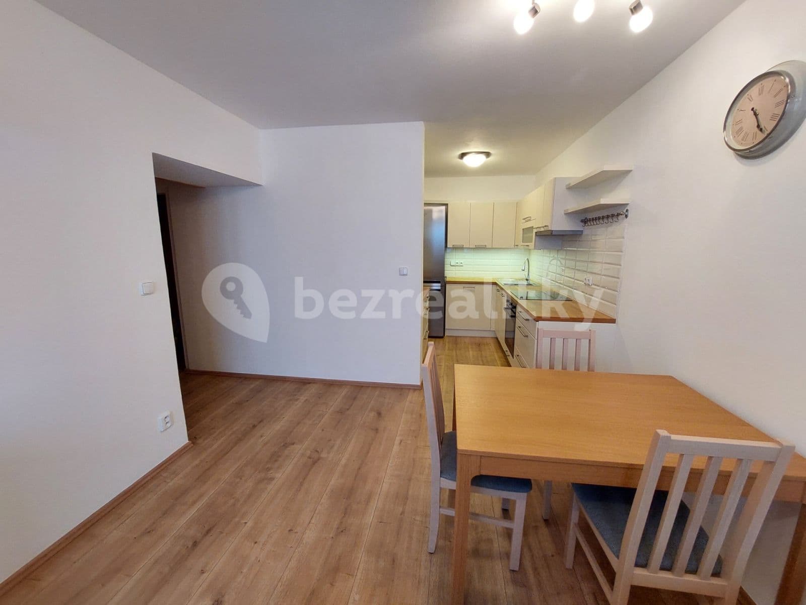 1 bedroom with open-plan kitchen flat to rent, 43 m², Ciolkovského, Prague, Prague 1 bedroom with open-plan kitchen flat to rent, 43 m², Ciolkovského, Prague, Prague