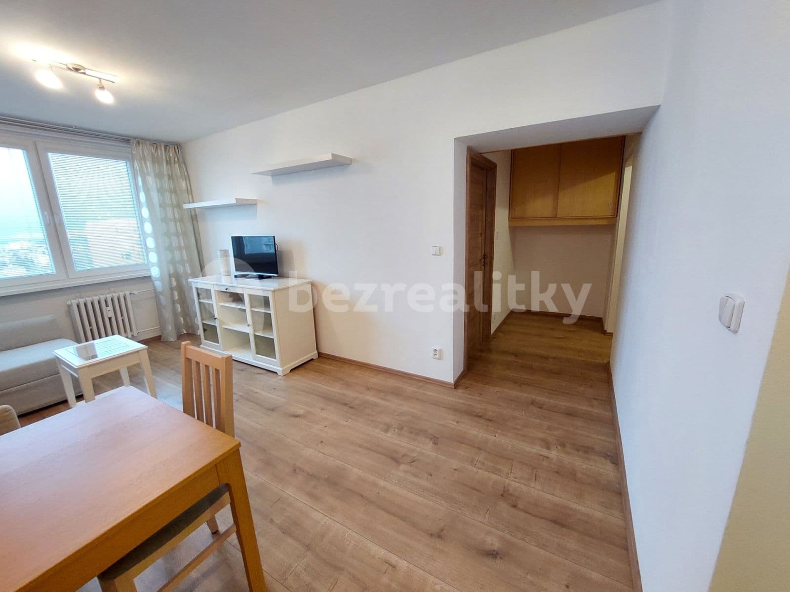 1 bedroom with open-plan kitchen flat to rent, 43 m², Ciolkovského, Prague, Prague 1 bedroom with open-plan kitchen flat to rent, 43 m², Ciolkovského, Prague, Prague