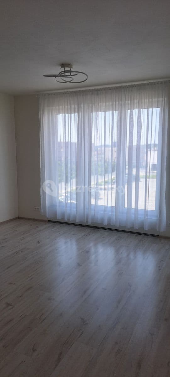 1 bedroom with open-plan kitchen flat to rent, 54 m², Moskalykova, Brno, Jihomoravský Region 1 bedroom with open-plan kitchen flat to rent, 54 m², Moskalykova, Brno, Jihomoravský Region