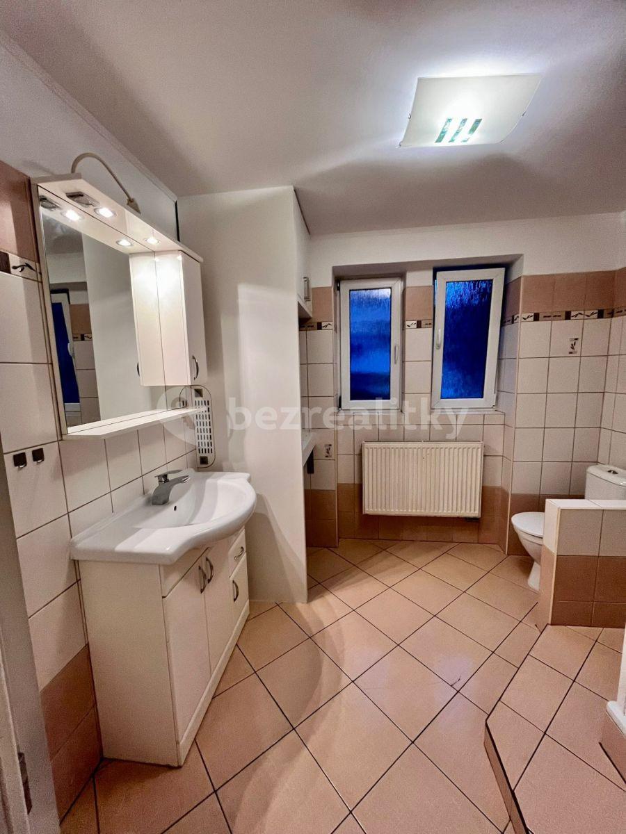 2 bedroom with open-plan kitchen flat for sale, 53 m², V Lipkách, Mníšek pod Brdy, Středočeský Region