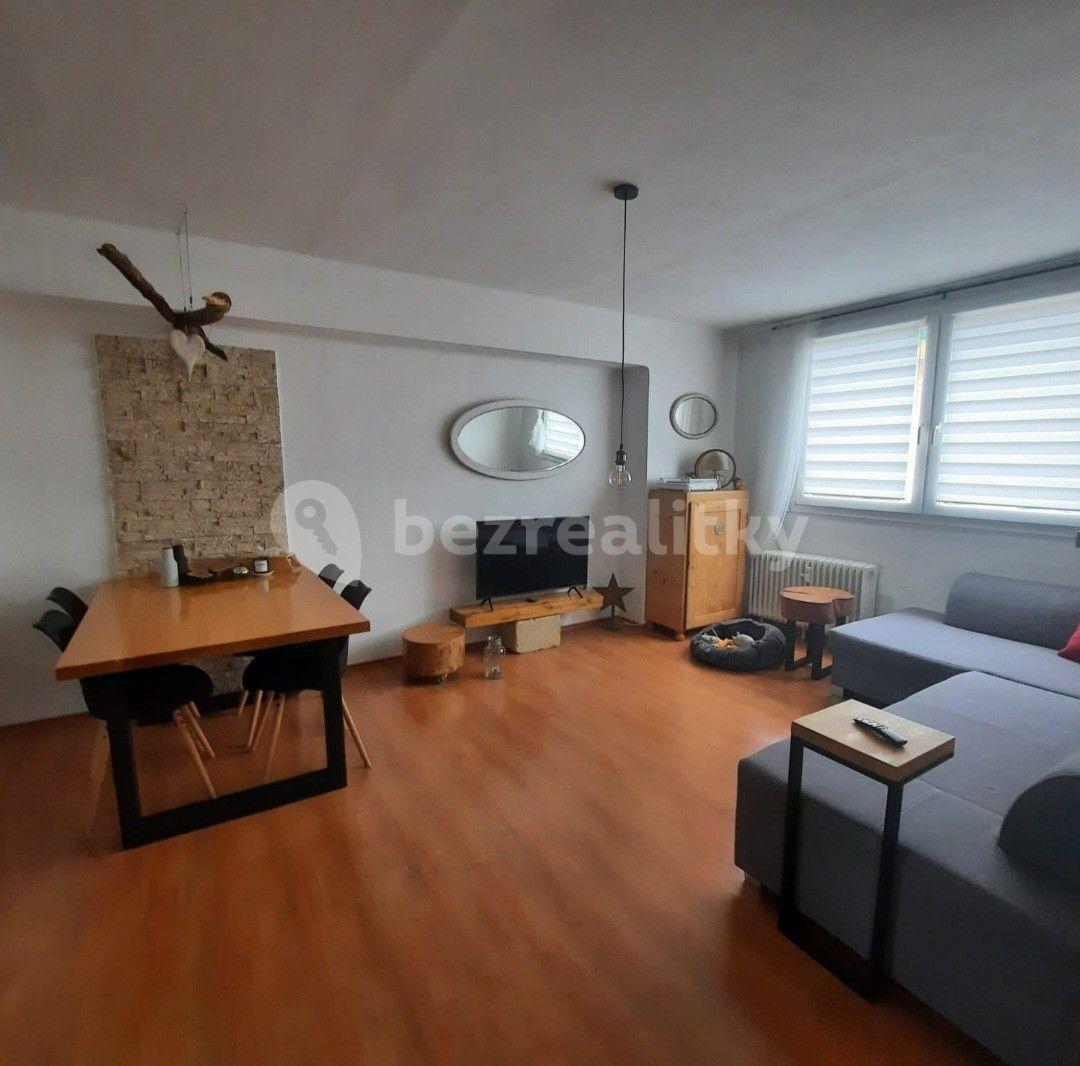2 bedroom with open-plan kitchen flat for sale, 76 m², náměstí Republiky, Mladá Boleslav, Středočeský Region