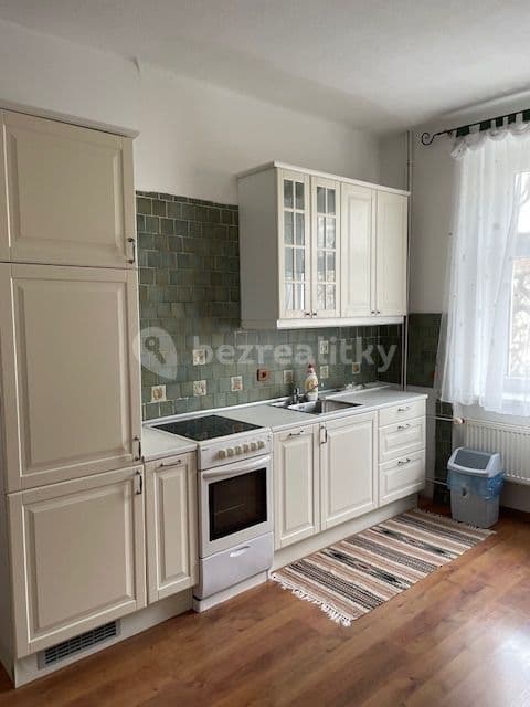 1 bedroom with open-plan kitchen flat to rent, 56 m², Tusarova, Prague, Prague 1 bedroom with open-plan kitchen flat to rent, 56 m², Tusarova, Prague, Prague