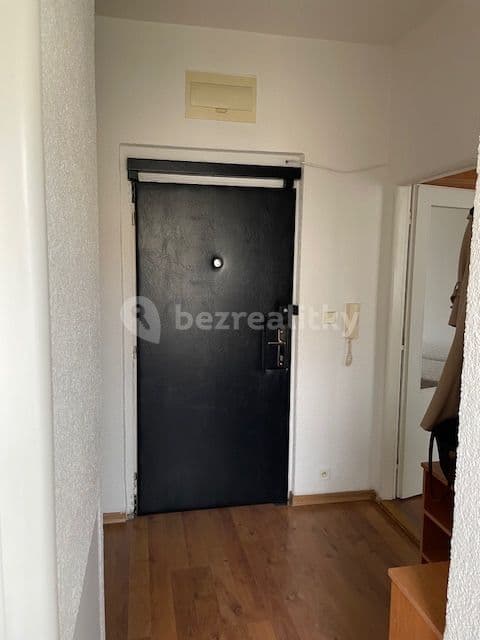 1 bedroom with open-plan kitchen flat to rent, 56 m², Tusarova, Prague, Prague 1 bedroom with open-plan kitchen flat to rent, 56 m², Tusarova, Prague, Prague