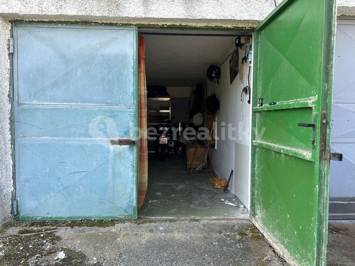 garage for sale, 21 m², Chomutov, Ústecký Region