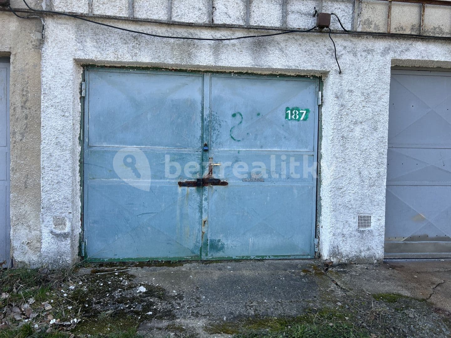 garage for sale, 21 m², Chomutov, Ústecký Region