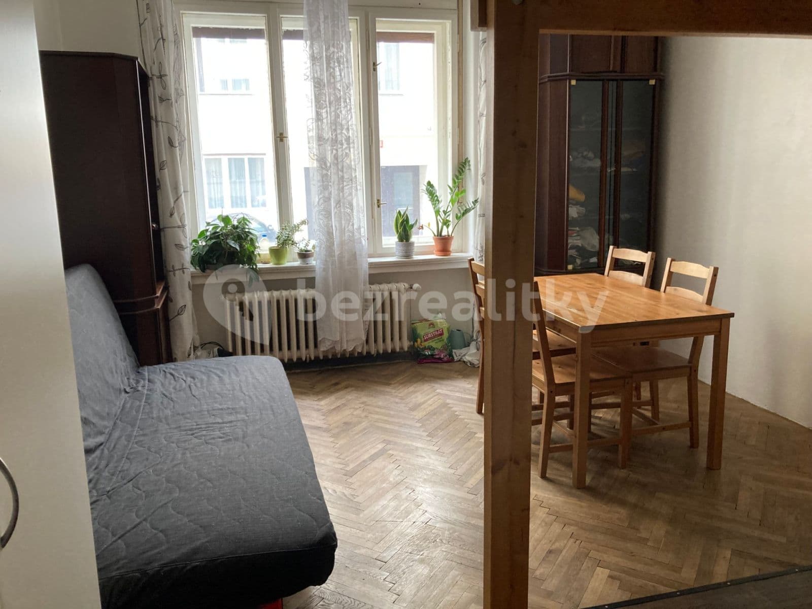 Small studio flat to rent, 25 m², U Smaltovny, Prague, Prague Small studio flat to rent, 25 m², U Smaltovny, Prague, Prague
