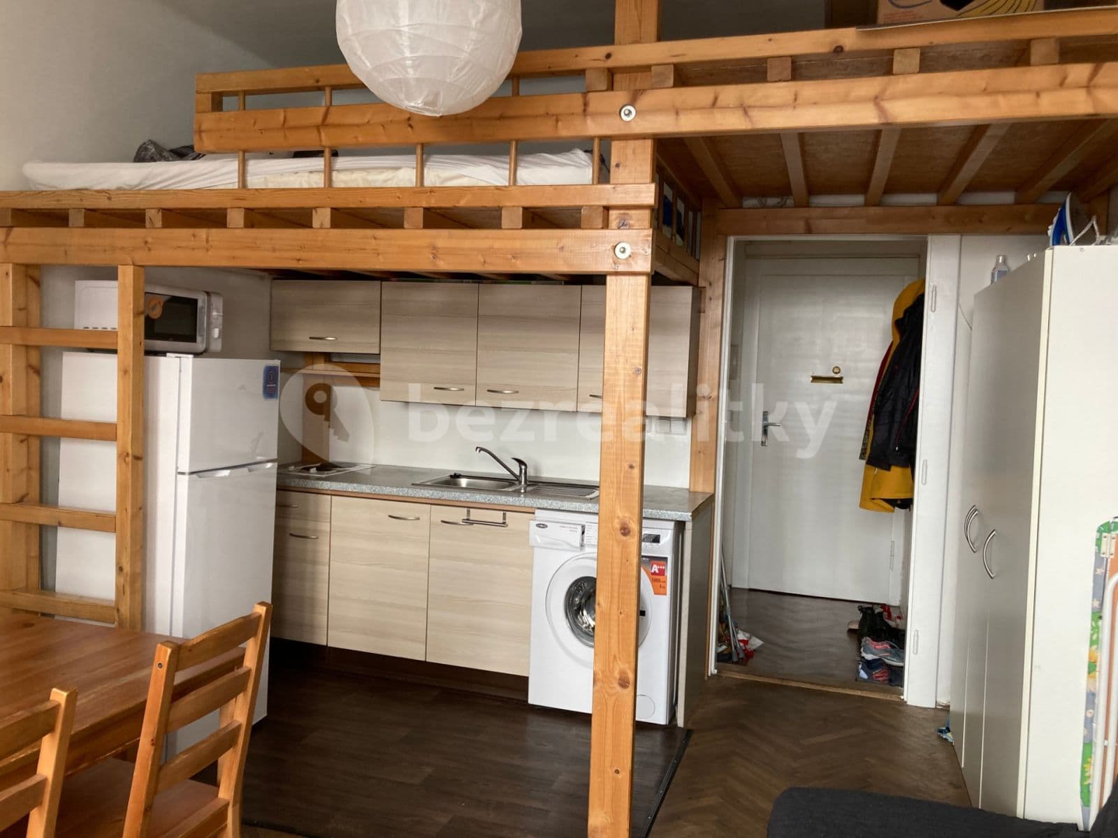 Small studio flat to rent, 25 m², U Smaltovny, Prague, Prague Small studio flat to rent, 25 m², U Smaltovny, Prague, Prague