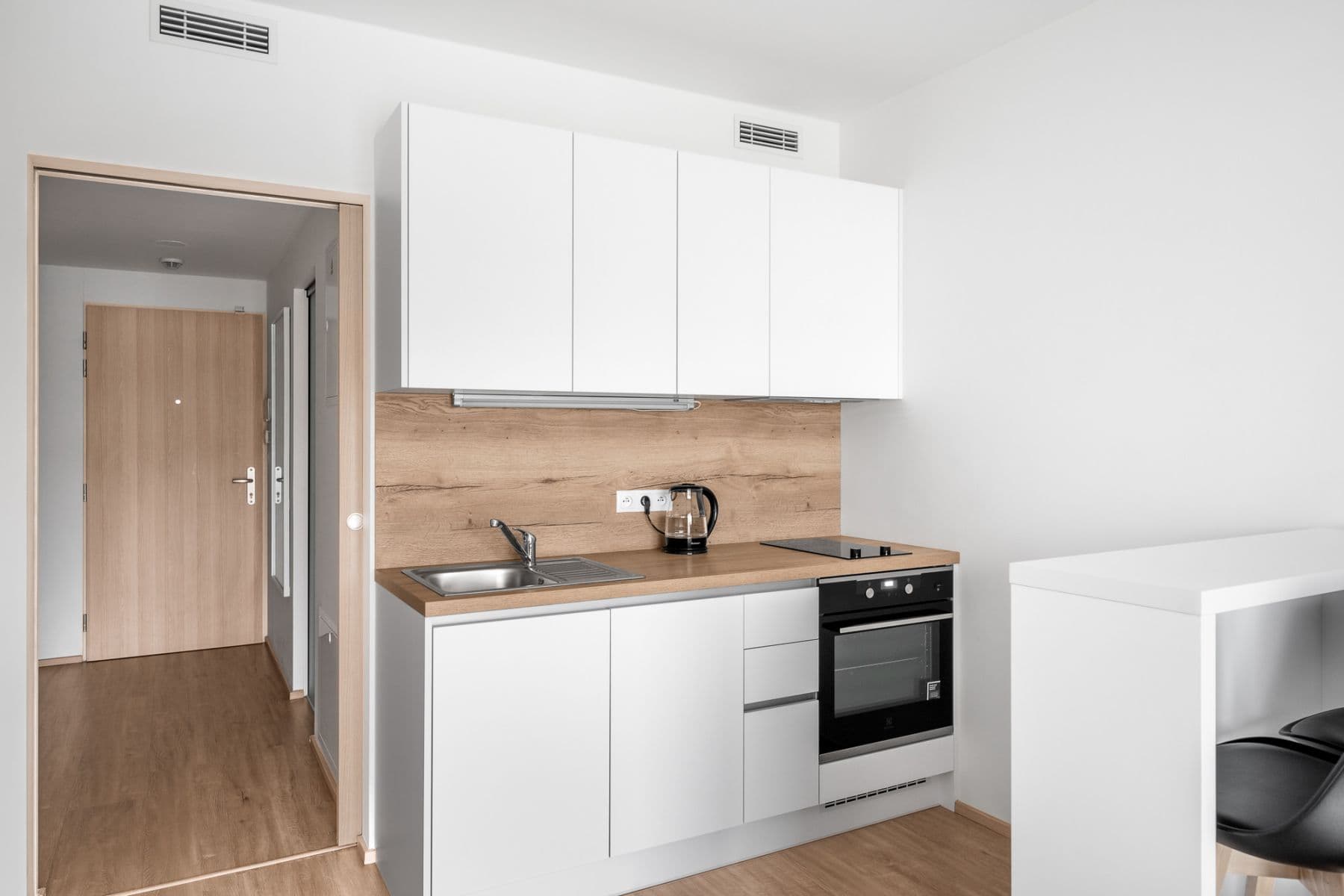 flat to rent, 34 m², Kurta Konráda, Prague, Prague flat to rent, 34 m², Kurta Konráda, Prague, Prague