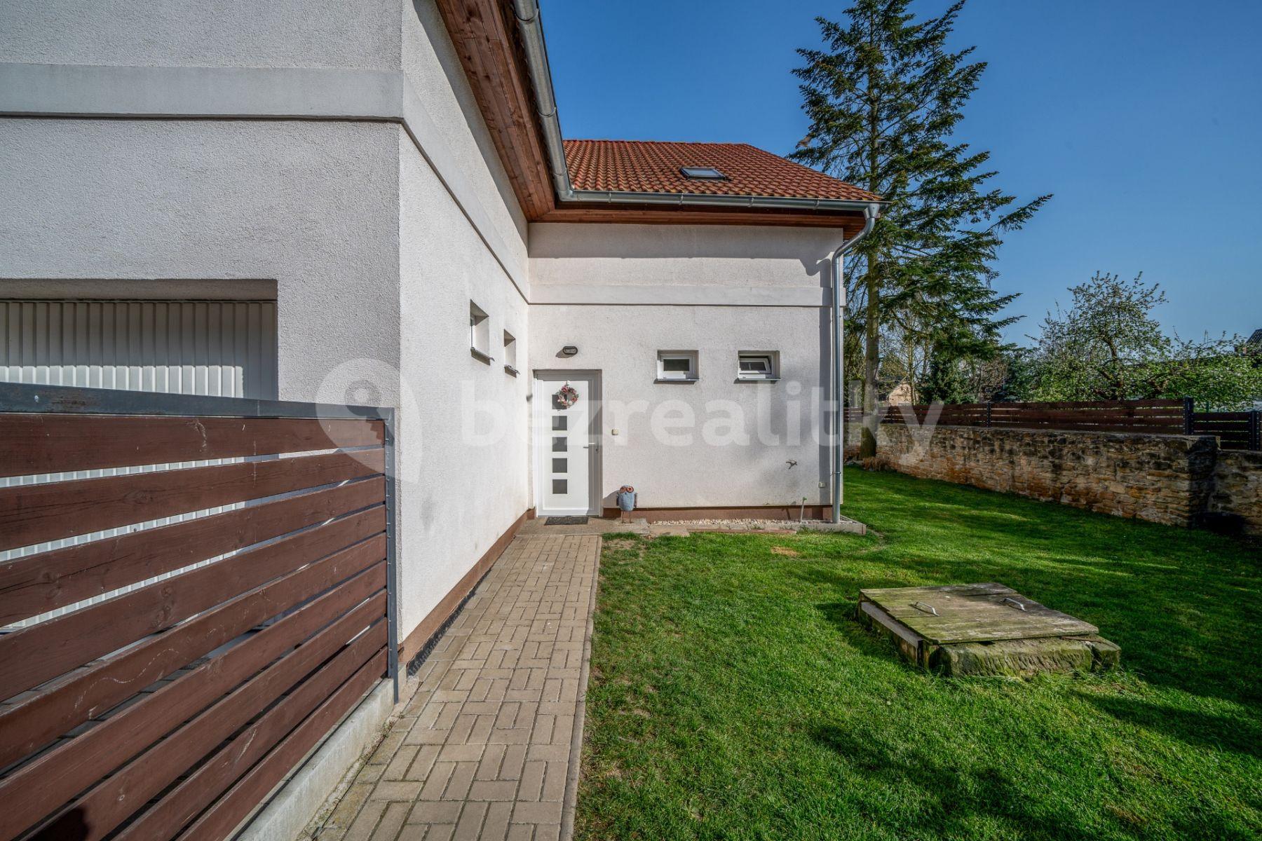 house for sale, 158 m², Na kovárně, Horoušany, Středočeský Region