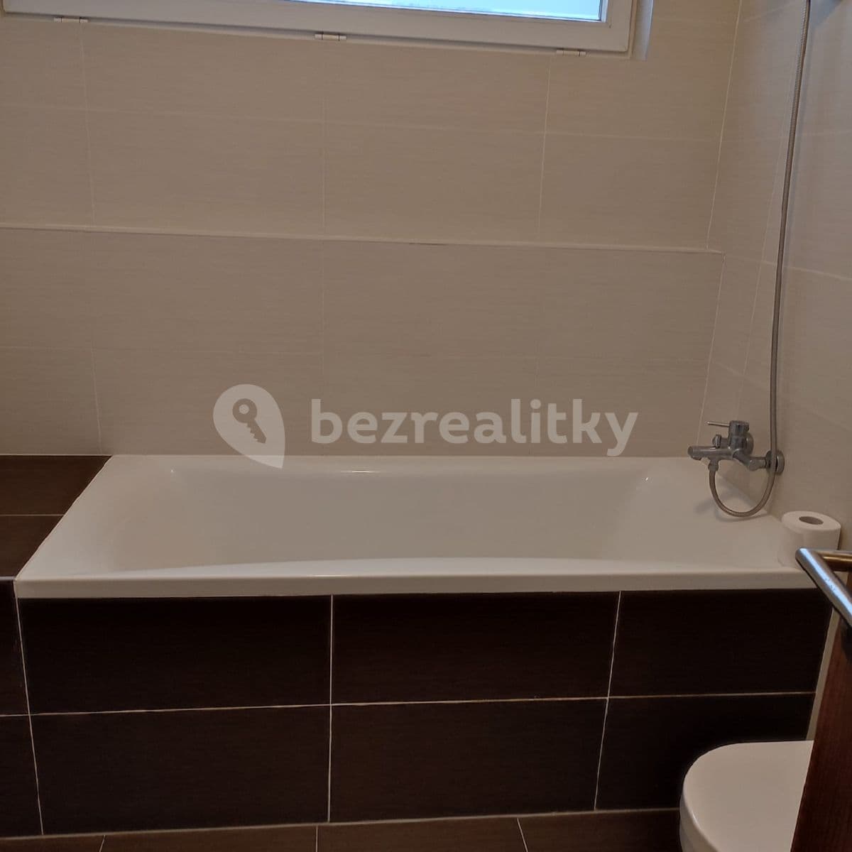 Studio flat to rent, 35 m², Počernická, Prague, Prague Studio flat to rent, 35 m², Počernická, Prague, Prague