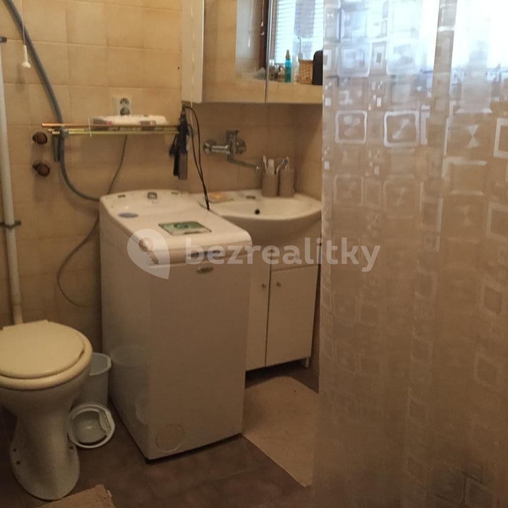 1 bedroom with open-plan kitchen flat to rent, 65 m², Náměstí, Vyšší Brod, Jihočeský Region 1 bedroom with open-plan kitchen flat to rent, 65 m², Náměstí, Vyšší Brod, Jihočeský Region