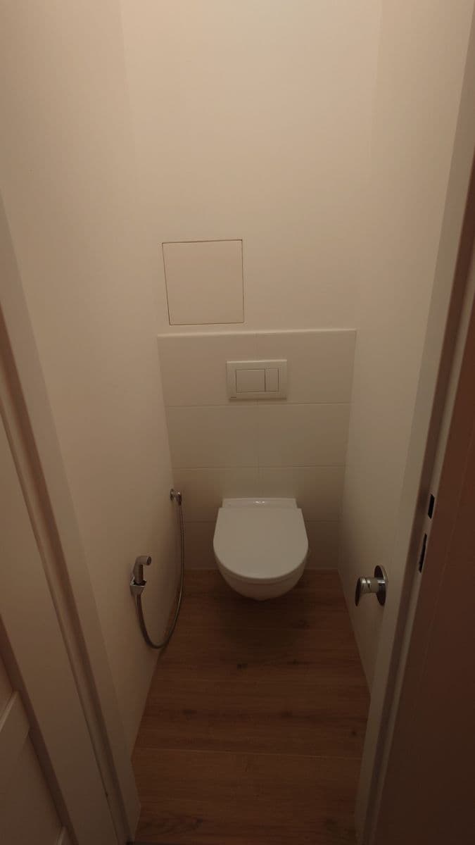 2 bedroom with open-plan kitchen flat to rent, 70 m², Na Petřinách, Prague, Prague 2 bedroom with open-plan kitchen flat to rent, 70 m², Na Petřinách, Prague, Prague