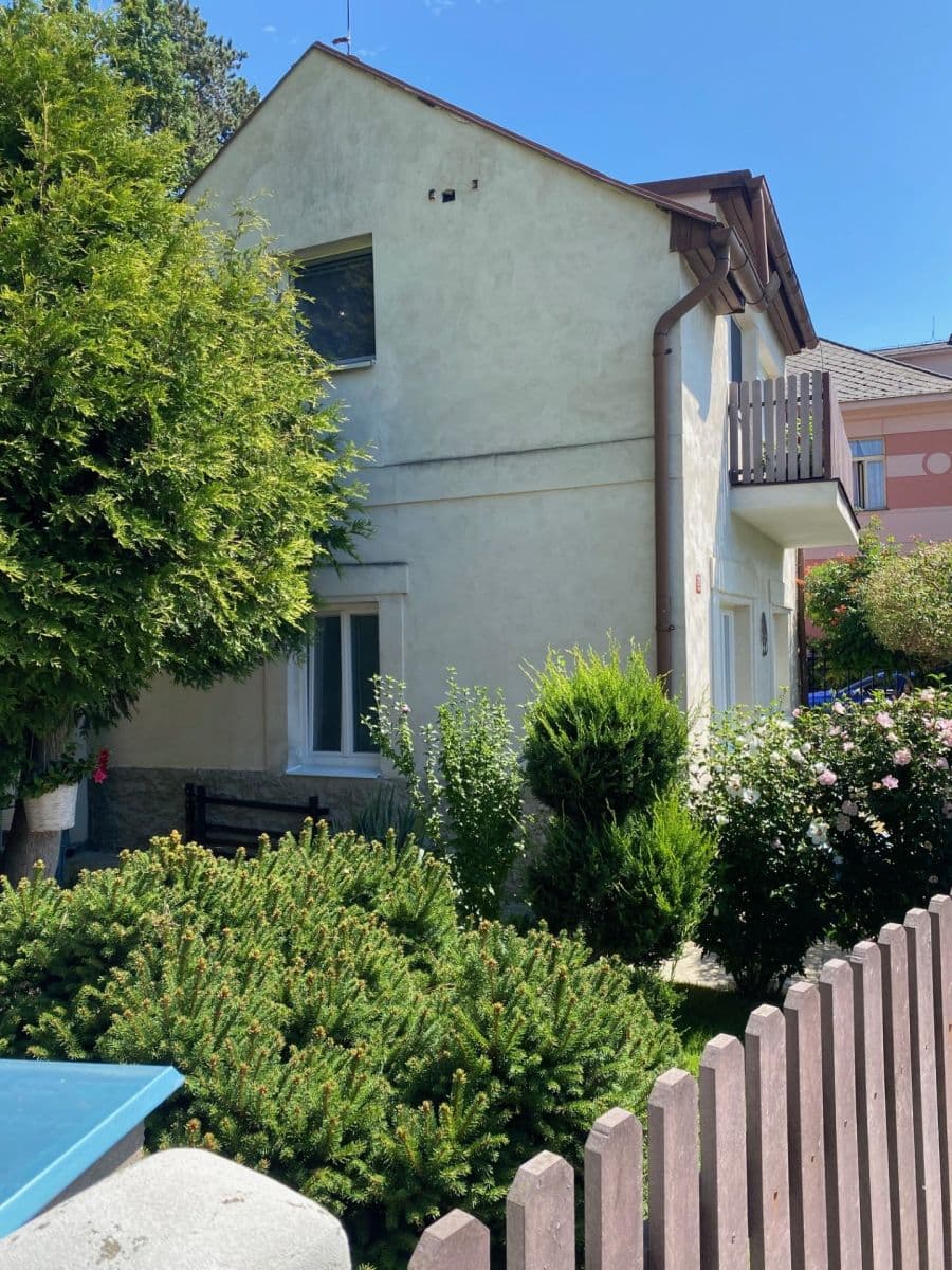 2 bedroom flat to rent, 63 m², U Potoka, Všenory, Středočeský Region 2 bedroom flat to rent, 63 m², U Potoka, Všenory, Středočeský Region