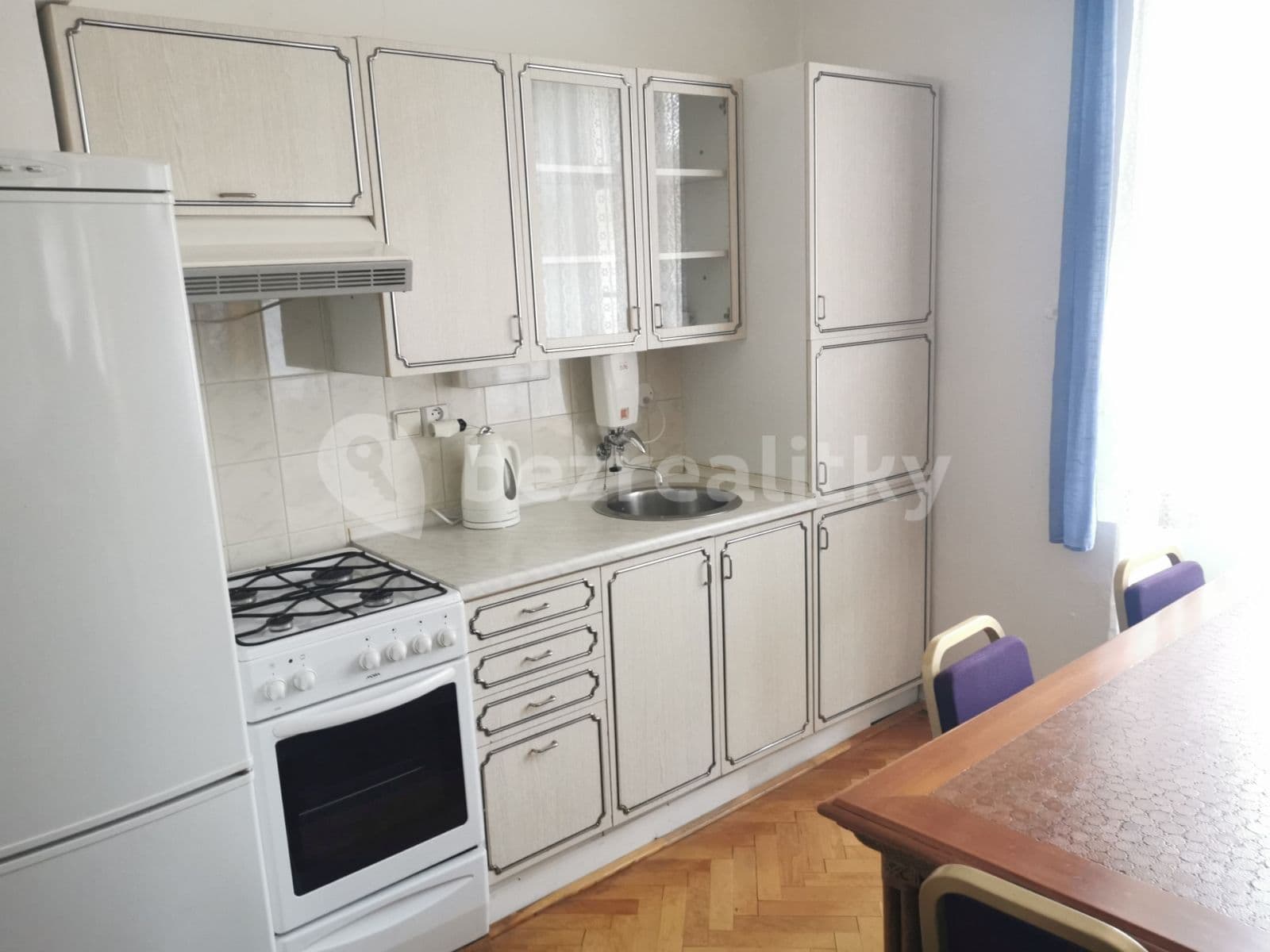 1 bedroom with open-plan kitchen flat to rent, 48 m², Nebovidská, Prague, Prague 1 bedroom with open-plan kitchen flat to rent, 48 m², Nebovidská, Prague, Prague
