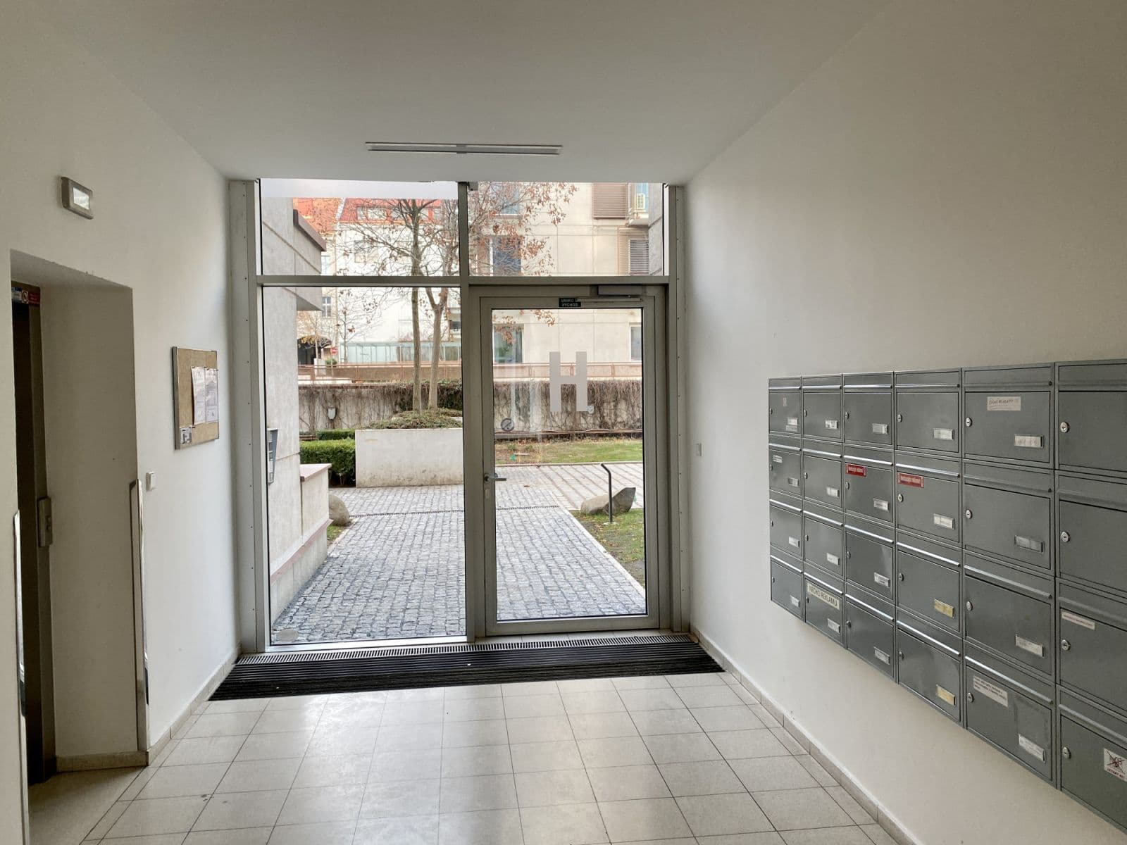 flat to rent, 29 m², Korunní, Prague, Prague flat to rent, 29 m², Korunní, Prague, Prague