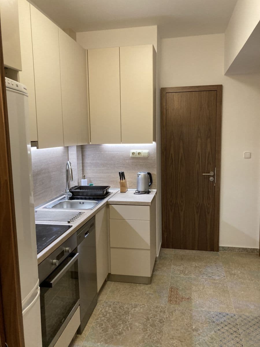 flat to rent, 42 m², Slovinská, Prague, Prague flat to rent, 42 m², Slovinská, Prague, Prague