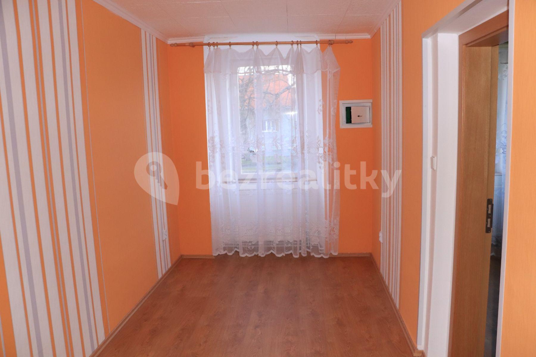 2 bedroom flat to rent, 57 m², nám. T. G. Masaryka, Smečno, Středočeský Region
