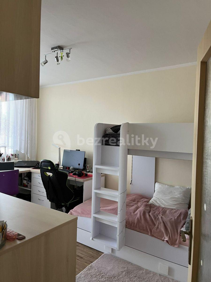 2 bedroom with open-plan kitchen flat for sale, 64 m², Bruslařská, Prague, Prague