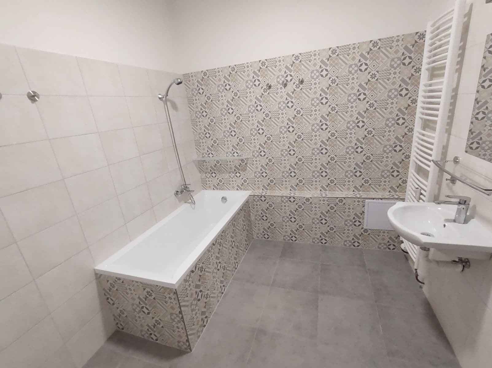 1 bedroom with open-plan kitchen flat to rent, 61 m², Hrubínova, Litoměřice, Ústecký Region 1 bedroom with open-plan kitchen flat to rent, 61 m², Hrubínova, Litoměřice, Ústecký Region