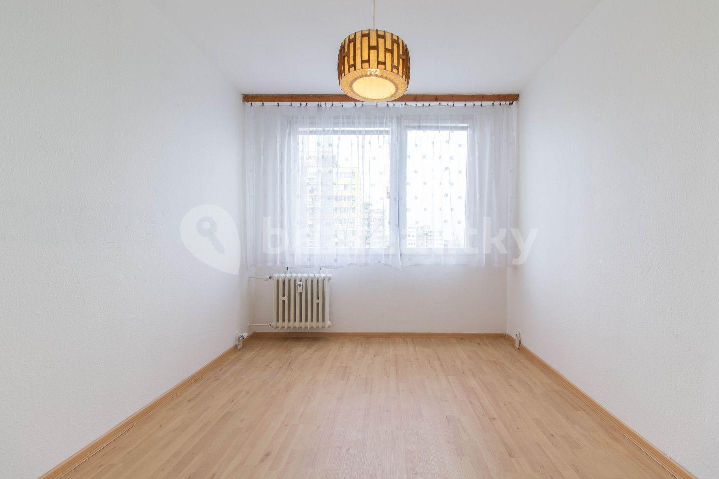 4 bedroom flat for sale, 80 m², Hurbanova, Prague, Prague