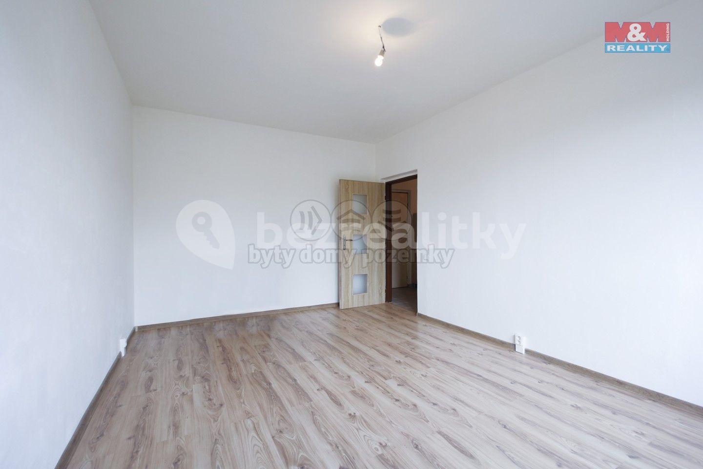 1 bedroom with open-plan kitchen flat for sale, 37 m², Obuvnická, Bochov, Karlovarský Region