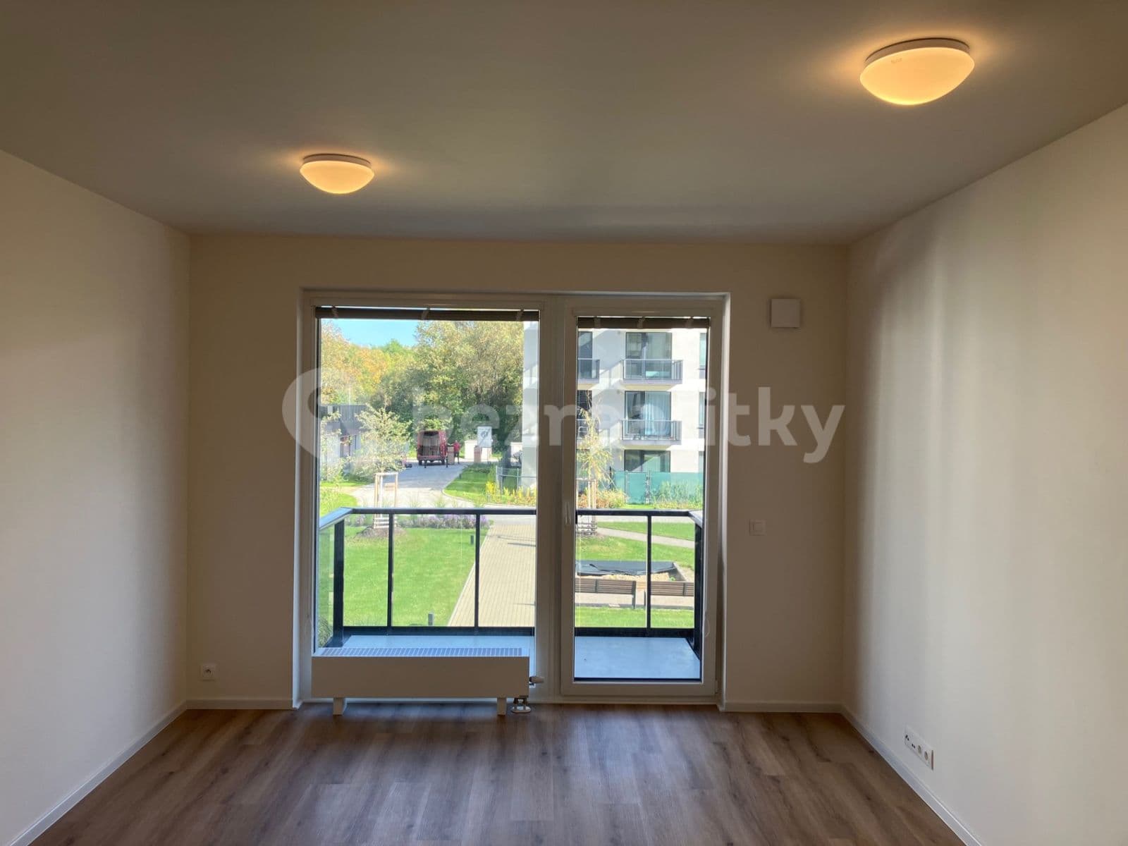 1 bedroom with open-plan kitchen flat to rent, 53 m², K Jezeru, Prague, Prague 1 bedroom with open-plan kitchen flat to rent, 53 m², K Jezeru, Prague, Prague