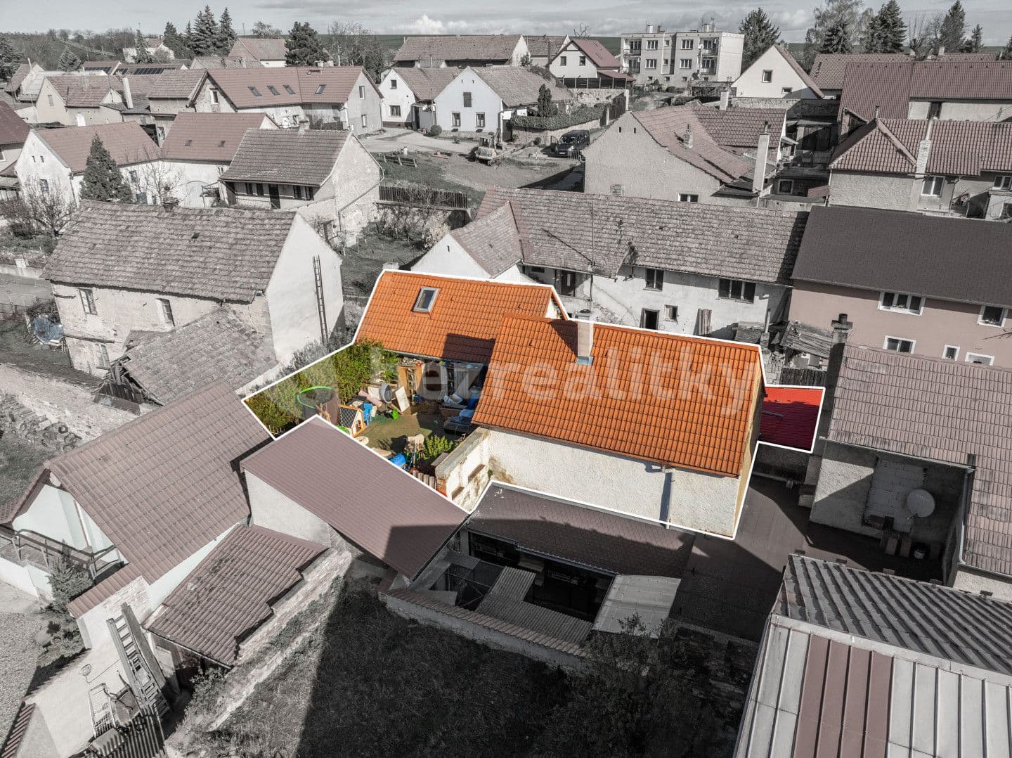 house for sale, 97 m², Páleč, Středočeský Region