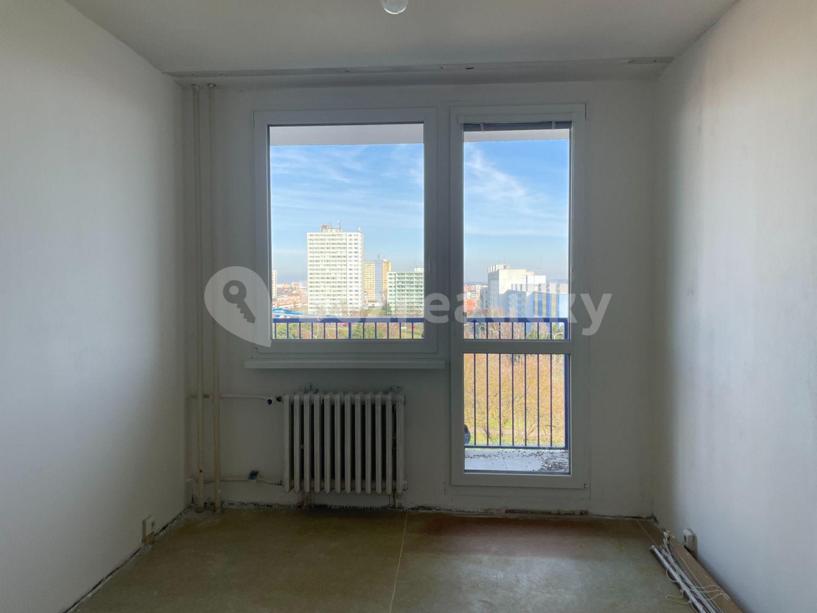 3 bedroom flat for sale, 64 m², Konstantinova, Prague, Prague