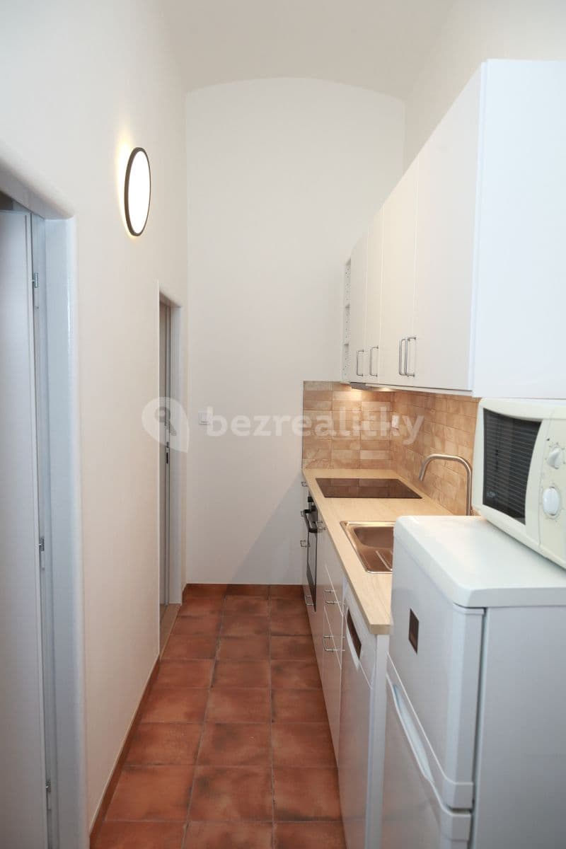 2 bedroom with open-plan kitchen flat to rent, 61 m², Na Míčánkách, Prague, Prague 2 bedroom with open-plan kitchen flat to rent, 61 m², Na Míčánkách, Prague, Prague