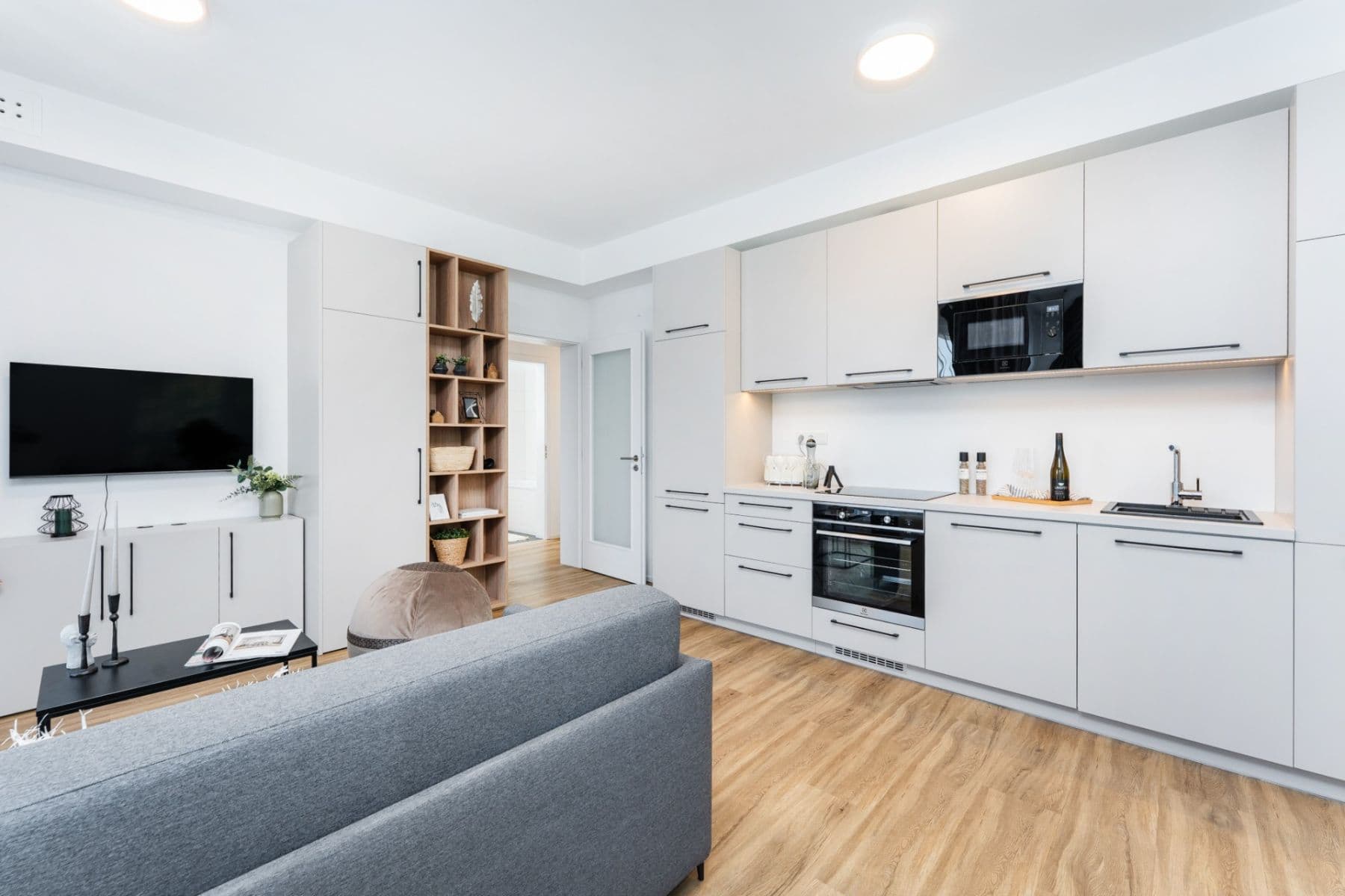 1 bedroom with open-plan kitchen flat to rent, 58 m², Odkolkova, Prague, Prague 1 bedroom with open-plan kitchen flat to rent, 58 m², Odkolkova, Prague, Prague