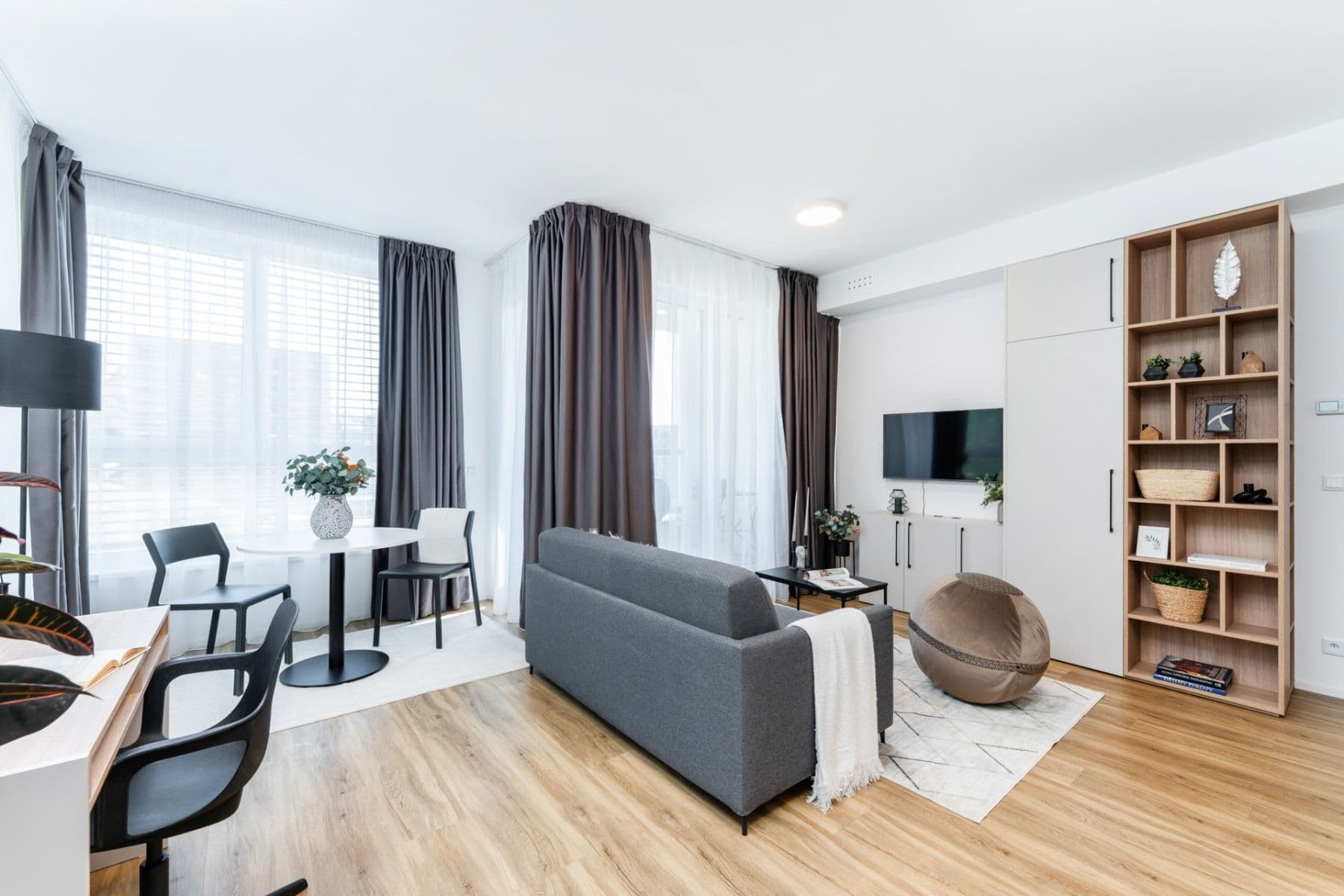1 bedroom with open-plan kitchen flat to rent, 58 m², Odkolkova, Prague, Prague 1 bedroom with open-plan kitchen flat to rent, 58 m², Odkolkova, Prague, Prague