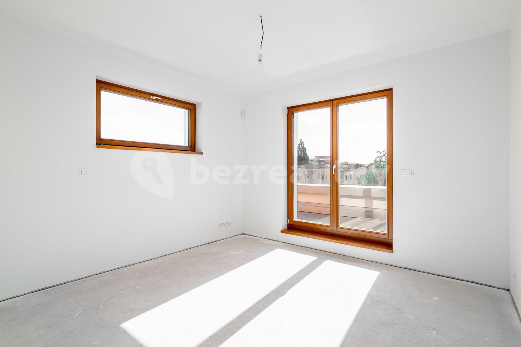 4 bedroom with open-plan kitchen flat for sale, 171 m², Od Vysoké, Prague, Prague