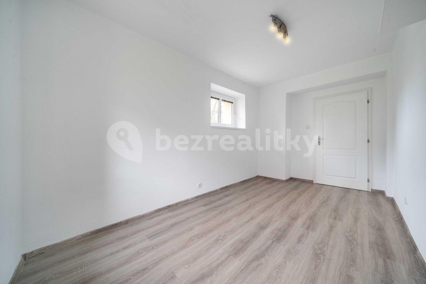 2 bedroom with open-plan kitchen flat for sale, 53 m², V Lipkách, Mníšek pod Brdy, Středočeský Region