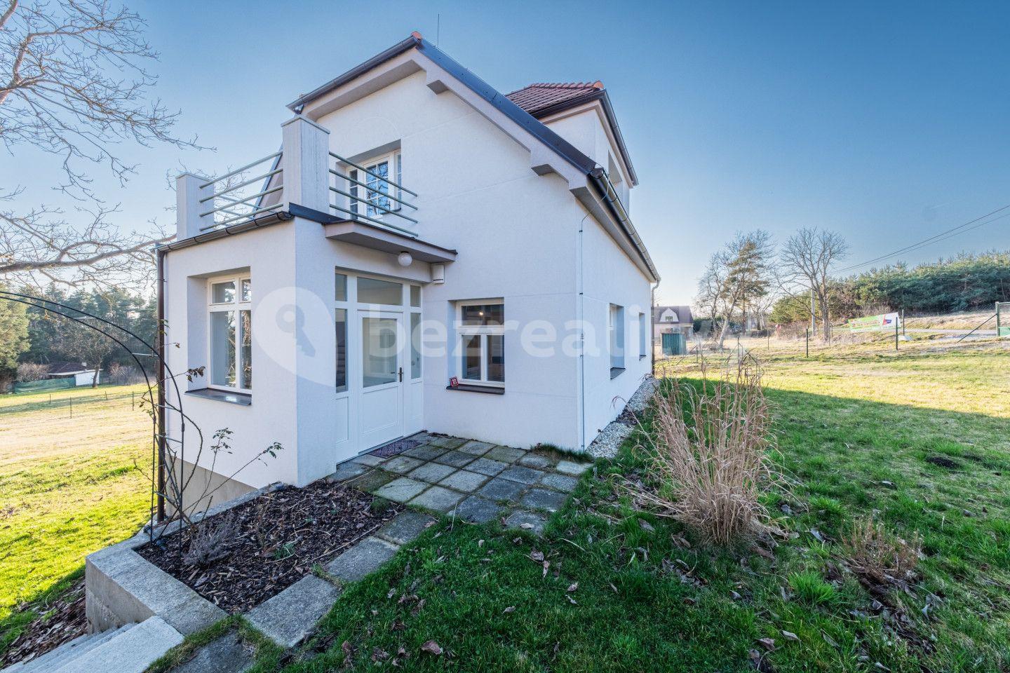 house for sale, 238 m², Bukovany, Středočeský Region
