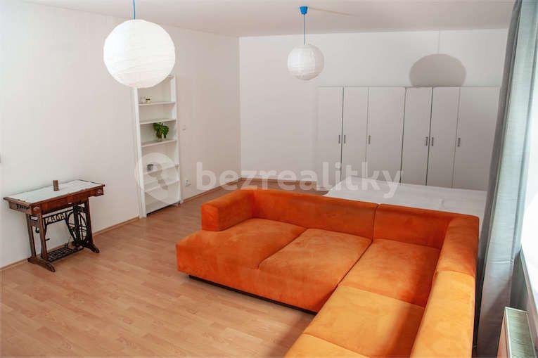 3 bedroom flat to rent, 95 m², Mickiewiczova, Bratislava - mestská časť Staré Mesto, Bratislavský Region