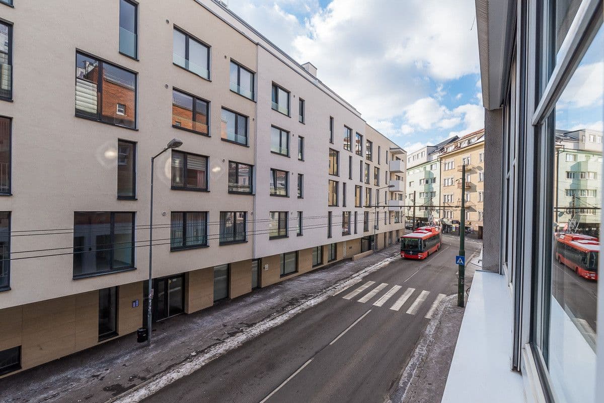 Small studio flat to rent, 36 m², Mickiewiczova, Bratislava - mestská časť Staré Mesto, Bratislavský Region Small studio flat to rent, 36 m², Mickiewiczova, Bratislava - mestská časť Staré Mesto, Bratislavský Region