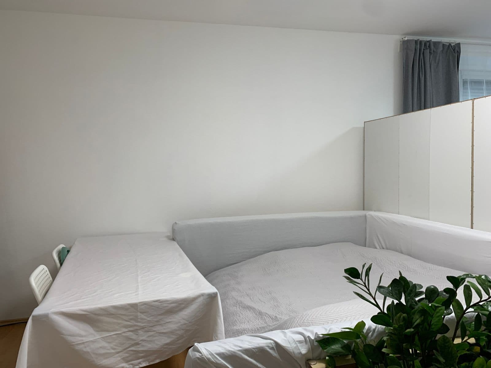 Small studio flat to rent, 36 m², Mickiewiczova, Bratislava - mestská časť Staré Mesto, Bratislavský Region Small studio flat to rent, 36 m², Mickiewiczova, Bratislava - mestská časť Staré Mesto, Bratislavský Region