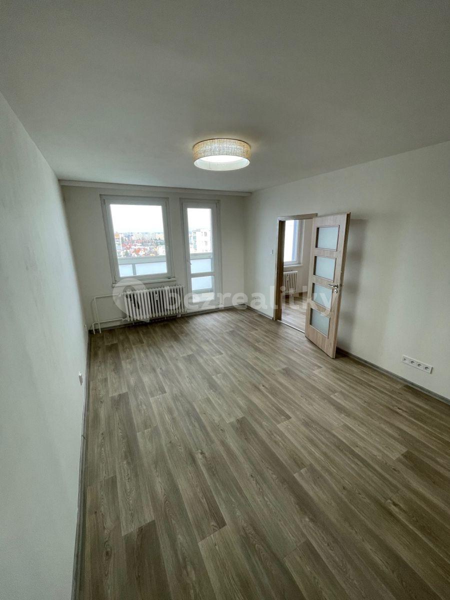 3 bedroom flat to rent, 71 m², Schulhoffova, Prague, Prague