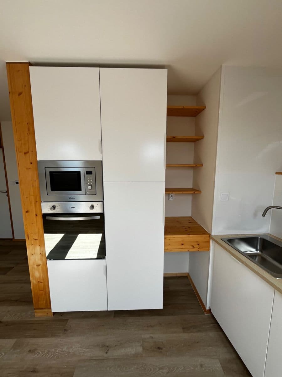 2 bedroom with open-plan kitchen flat to rent, 76 m², Trnkova, Brno, Jihomoravský Region 2 bedroom with open-plan kitchen flat to rent, 76 m², Trnkova, Brno, Jihomoravský Region