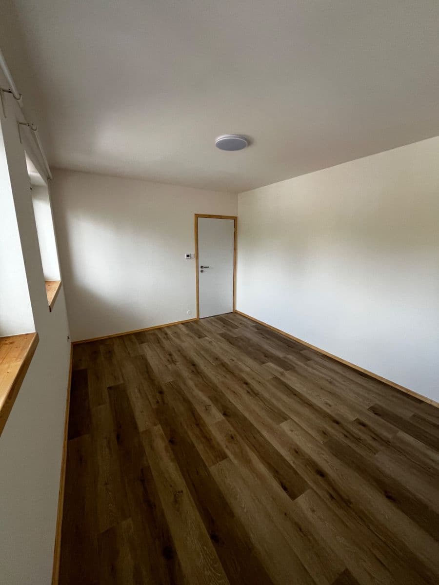 2 bedroom with open-plan kitchen flat to rent, 76 m², Trnkova, Brno, Jihomoravský Region 2 bedroom with open-plan kitchen flat to rent, 76 m², Trnkova, Brno, Jihomoravský Region