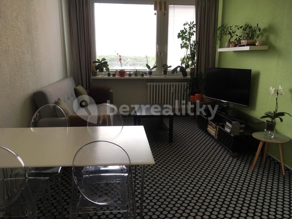 2 bedroom with open-plan kitchen flat to rent, 55 m², Smotlachova, Prague, Prague 2 bedroom with open-plan kitchen flat to rent, 55 m², Smotlachova, Prague, Prague