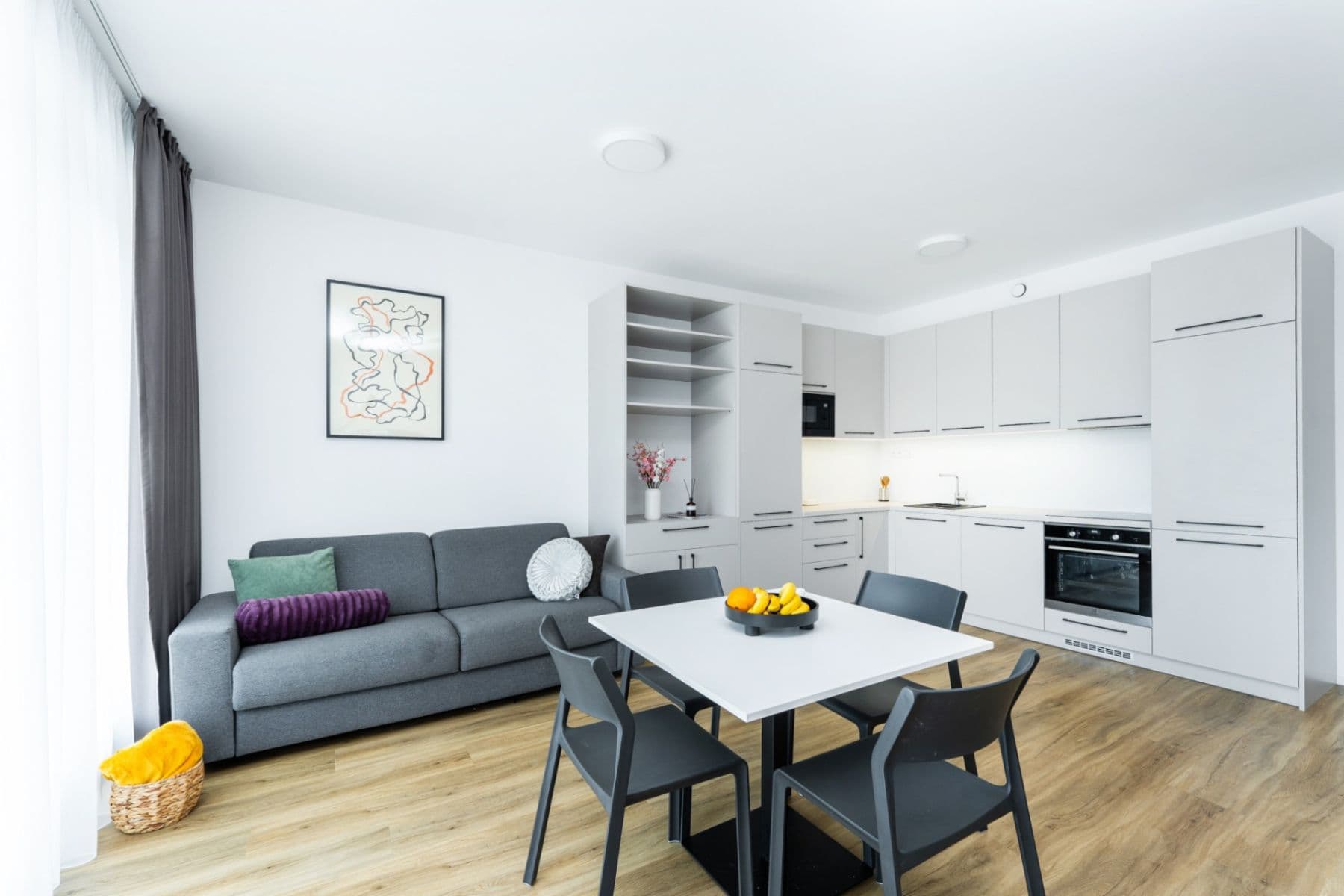 2 bedroom with open-plan kitchen flat to rent, 84 m², Odkolkova, Prague, Prague 2 bedroom with open-plan kitchen flat to rent, 84 m², Odkolkova, Prague, Prague
